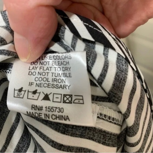 Jane & Delancey Set 2 Blouses White Black Stripes Boyfriend Fit Bundle Top Sz M - Picture 11 of 16